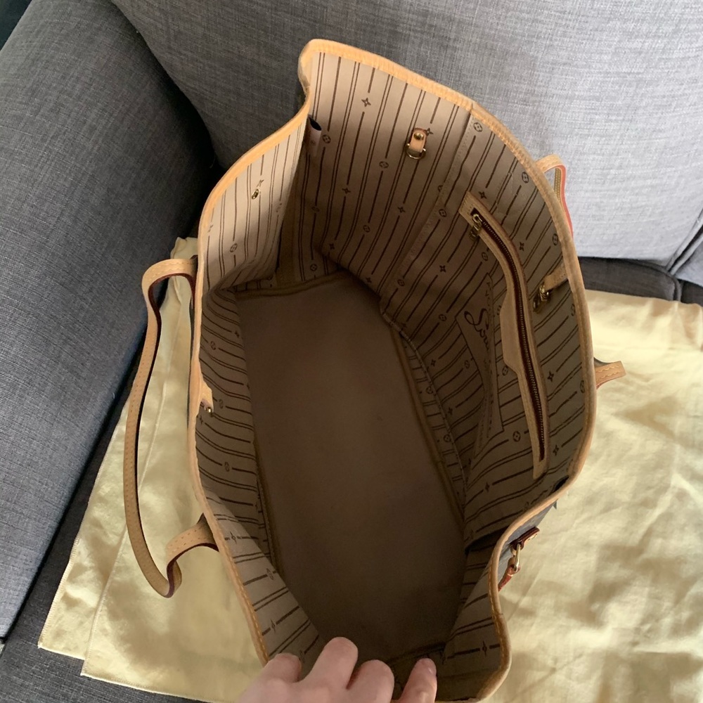 SOLD 💕 Louis Vuitton Neverfull GM - Authentic - Picture 8 of 16